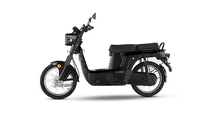 E_लूना_Night_Star_Black E_लूना_Night_Star_Black