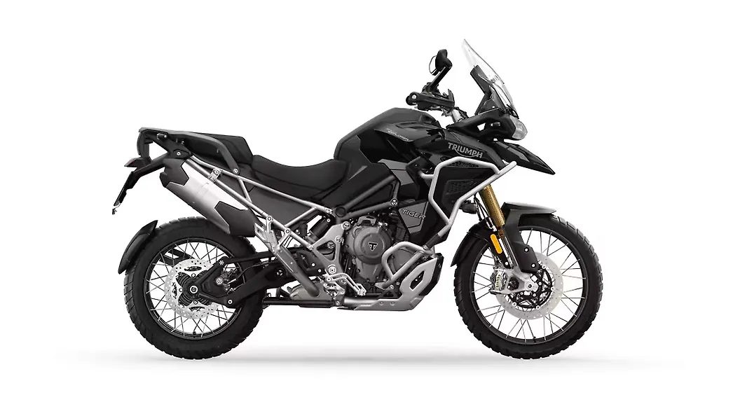 Sapphire Black (Rally Explorer)