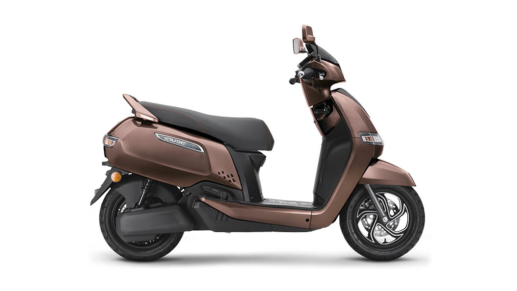 TVS iQube Colours in India, 7 iQube Colour Images - BikeWale