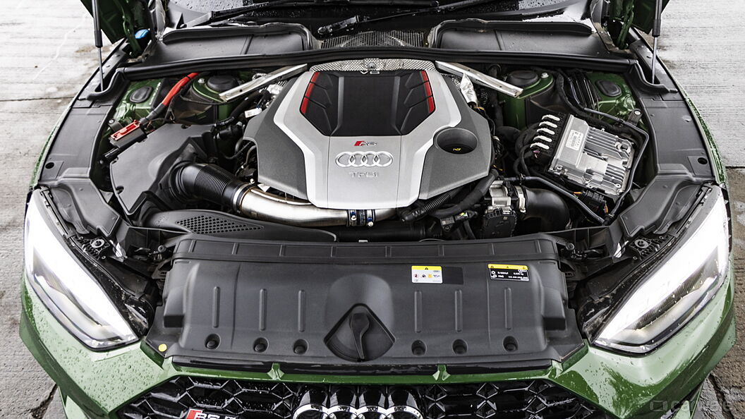 Audi RS5 Engine Shot
