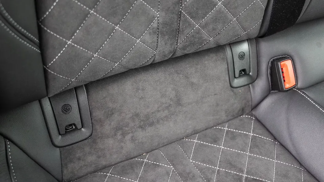 audi a4 isofix points