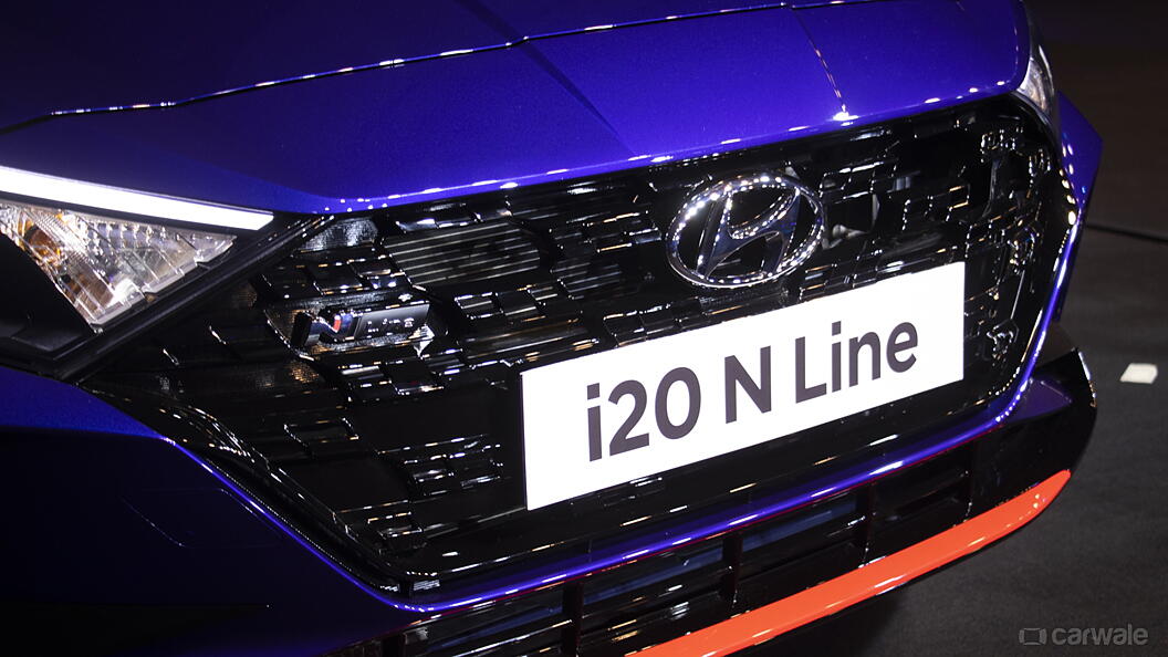 i20 N Line Front Logo Image, i20 N Line Photos in India - CarWale