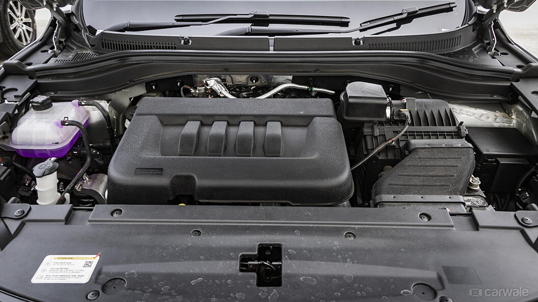 XUV700 Engine Shot Image XUV700 Photos In India CarWale diagram-engine-control-module-for-your-nissan