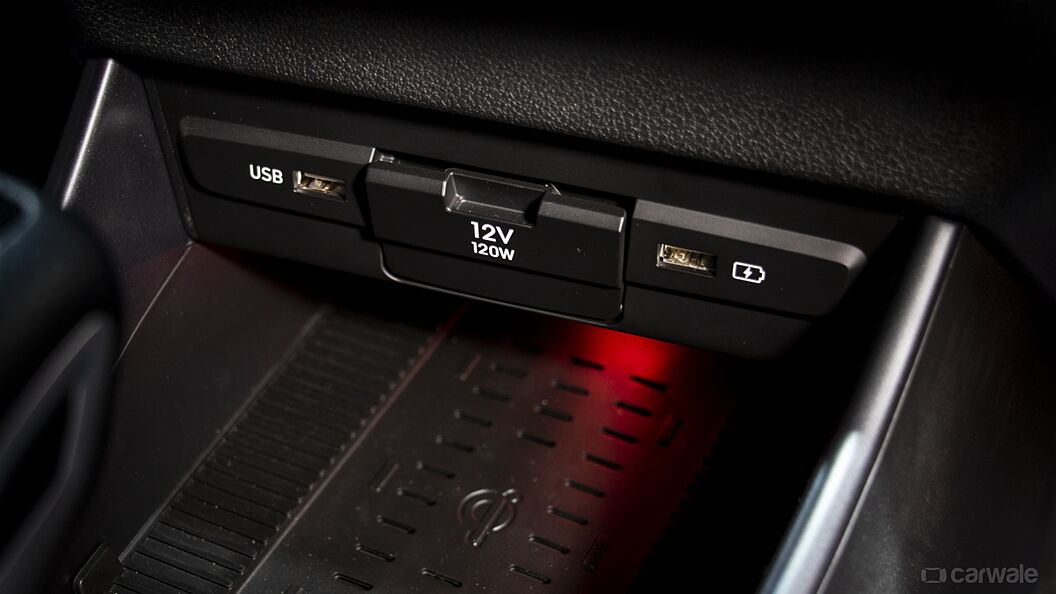 Hyundai i20 N Line [2021-2023] USB Port/AUX/Power Socket/Wireless Charging