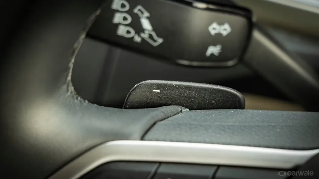 Virtus Right Paddle Shifter Image, Virtus Photos in India CarWale