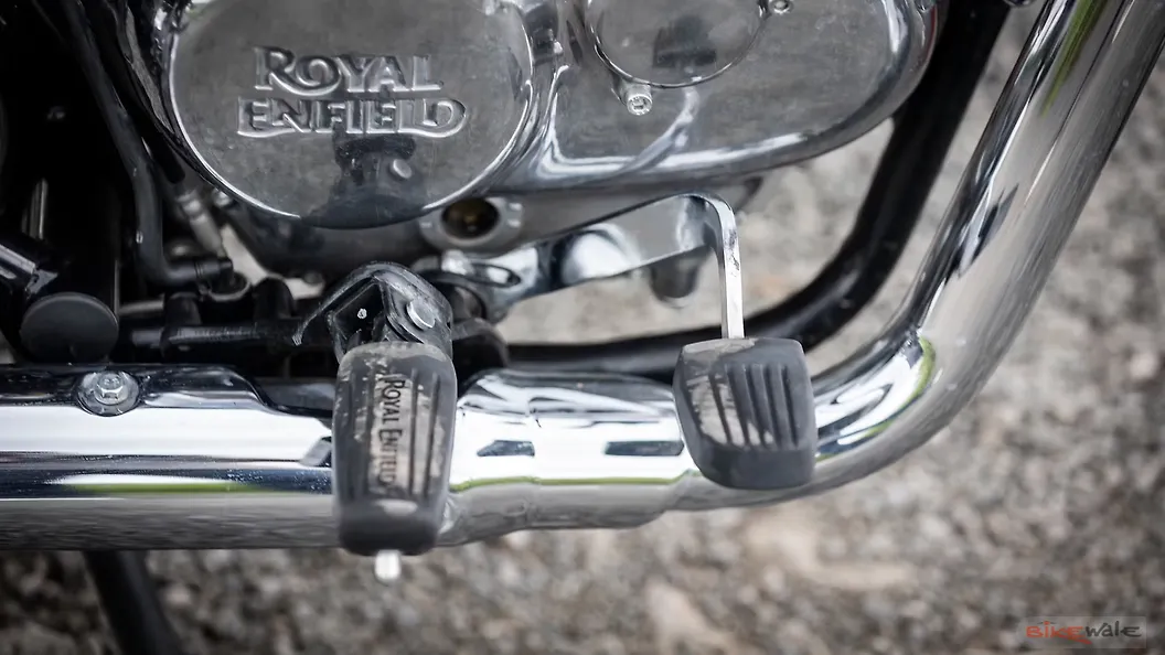 Royal Enfield Classic 350 Rear Brake Lever Assembly Image BikeWale