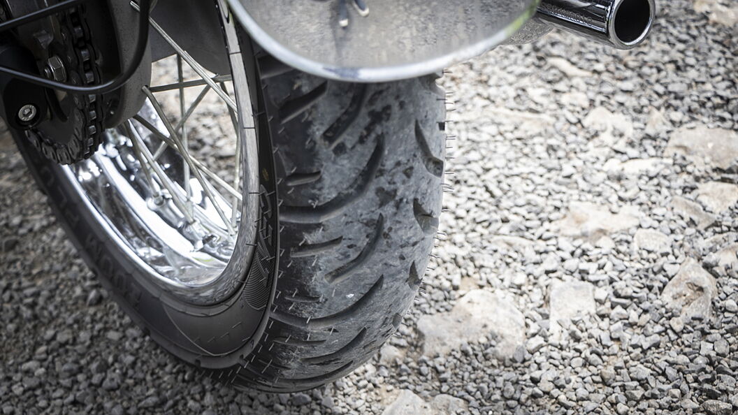 Royal enfield classic 350 outlet tyre