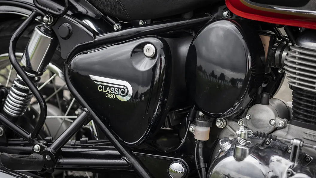 Royal enfield classic 350 air filter cover hotsell