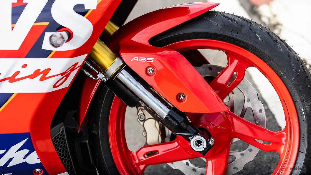 apache rtr 180 mudguard price