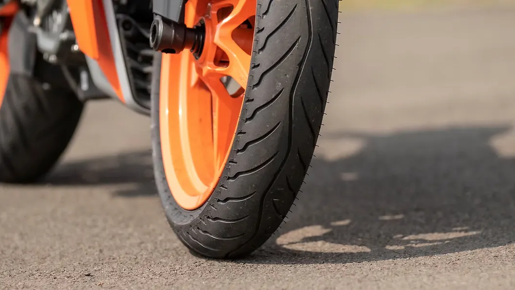 KTM RC 200 Front Alloy Wheel Image 