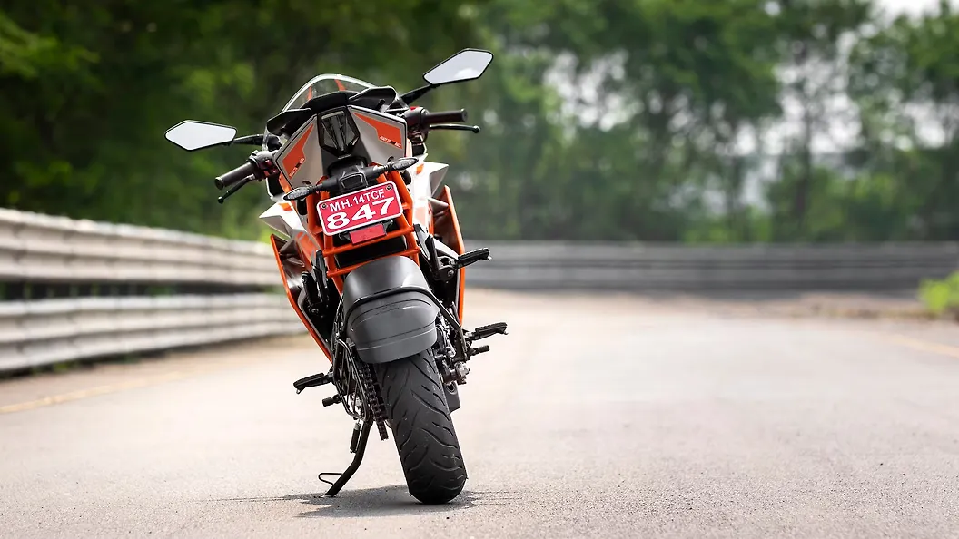 KTM RC 200 Rear View Image – BikeWale