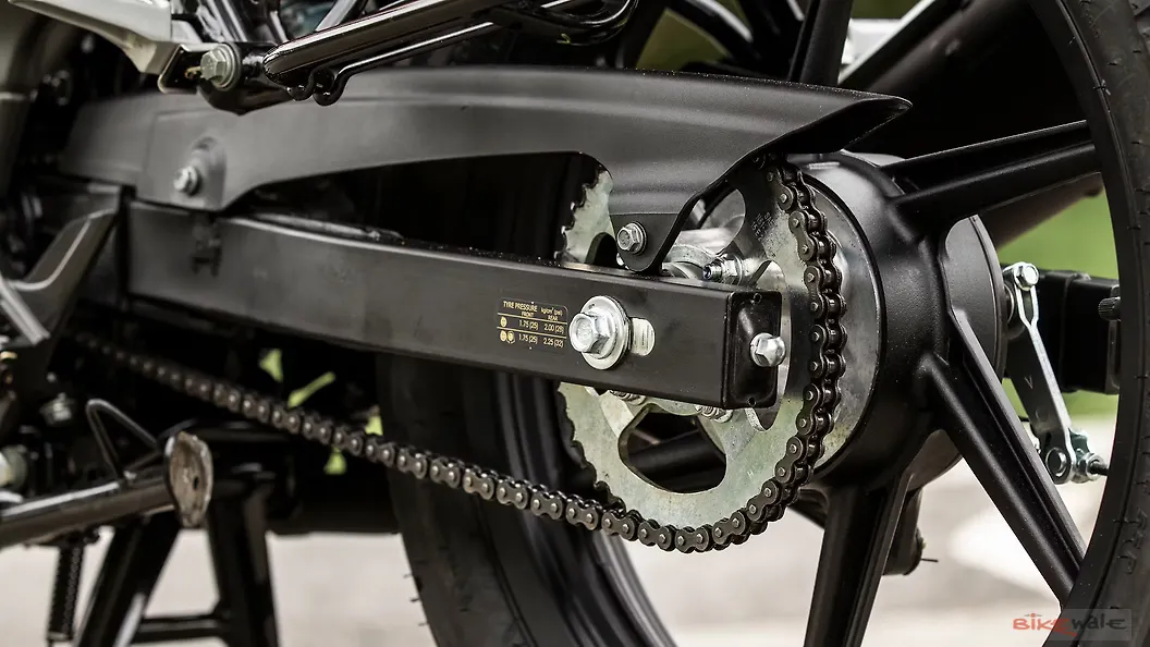 TVS Raider 125 Rear Mudguard Image BikeWale