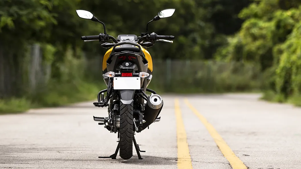 TVS Raider 125 Rear View Image – BikeWale