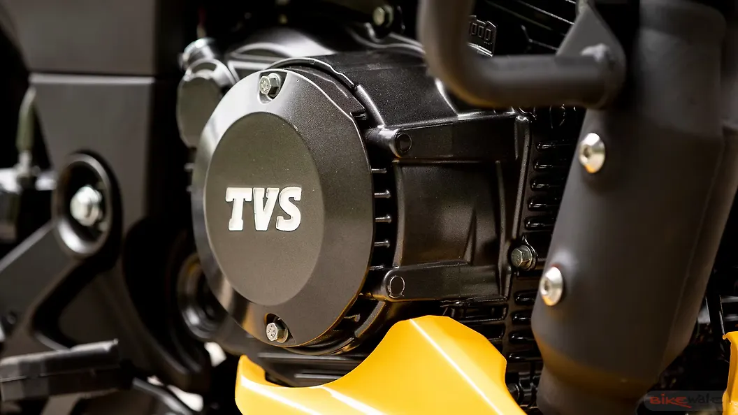 TVS Radeon Engine From Right Image – BikeWale