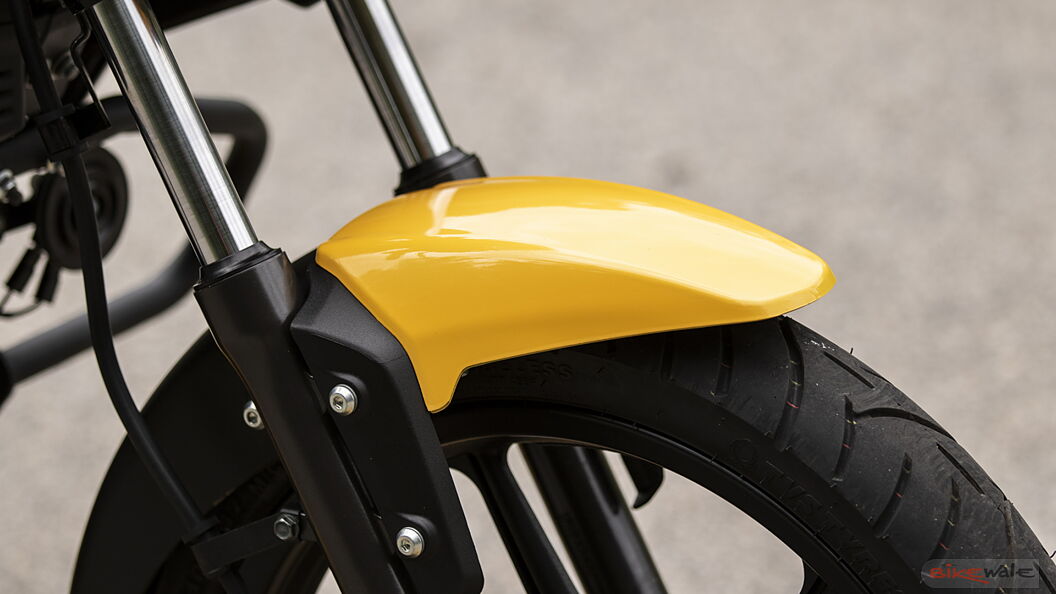 Tvs radeon deals front mudguard price