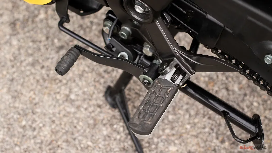 TVS Radeon Gear Shift Lever Image BikeWale