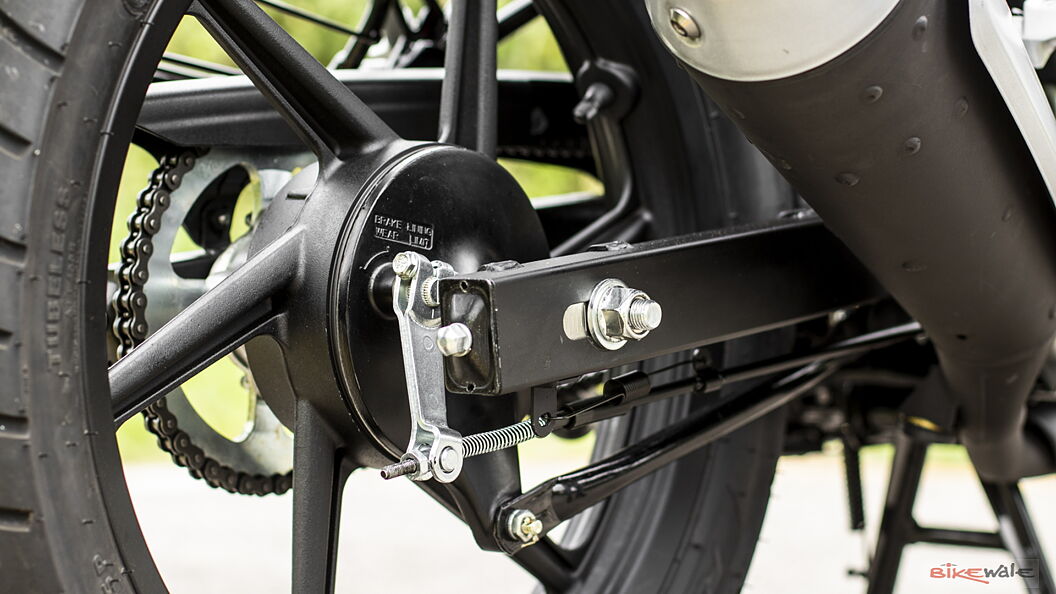 Tvs sport bike chain cover online price