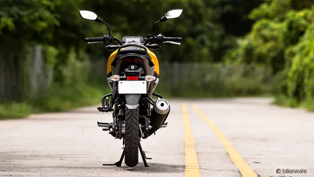 TVS Radeon Left Side View Image – BikeWale