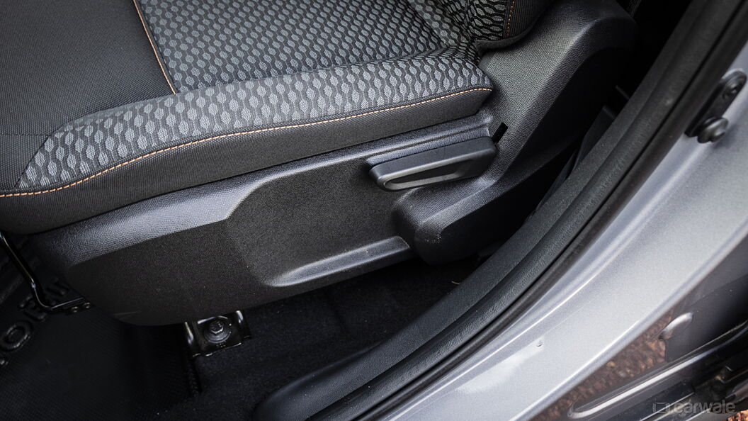 Citroen C3 Seat Adjustment Manual for Front Passenger