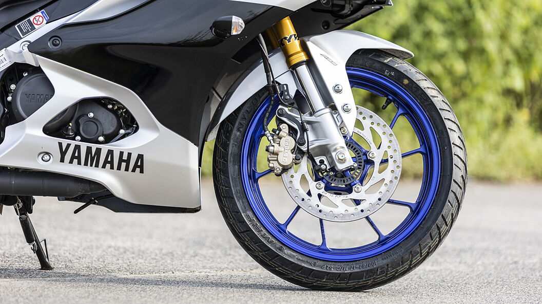 Yamaha r15 alloy store wheels price