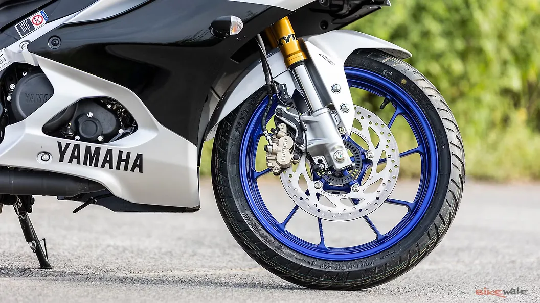 R15 Rims Yamaha R15 V4 Front Alloy Wheel Image – BikeWale