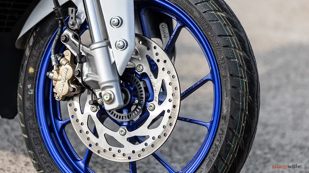 Yamaha R15 Wheel Yamaha R15 V4 Front Alloy Wheel Image – BikeWale