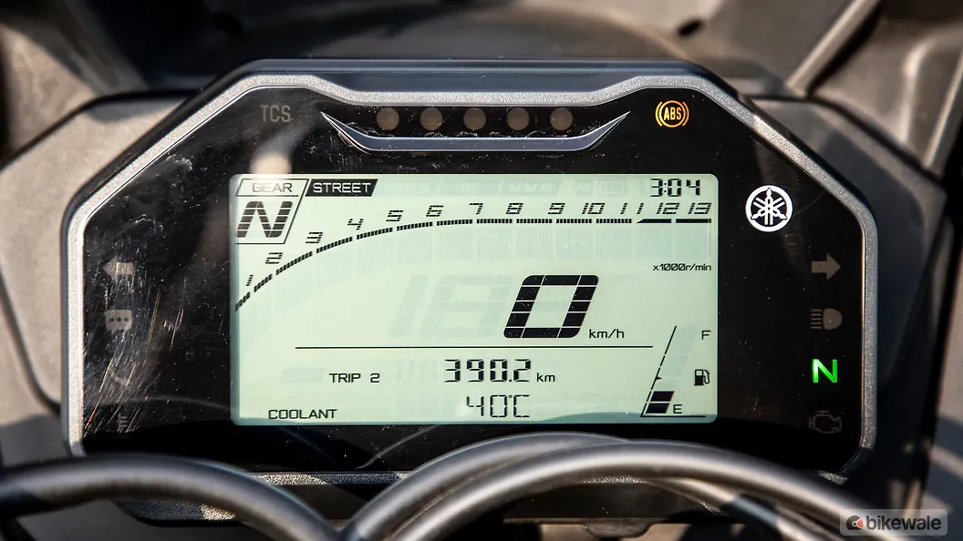 Yamaha R15 V4 Gear Shift Indicator Image BikeWale