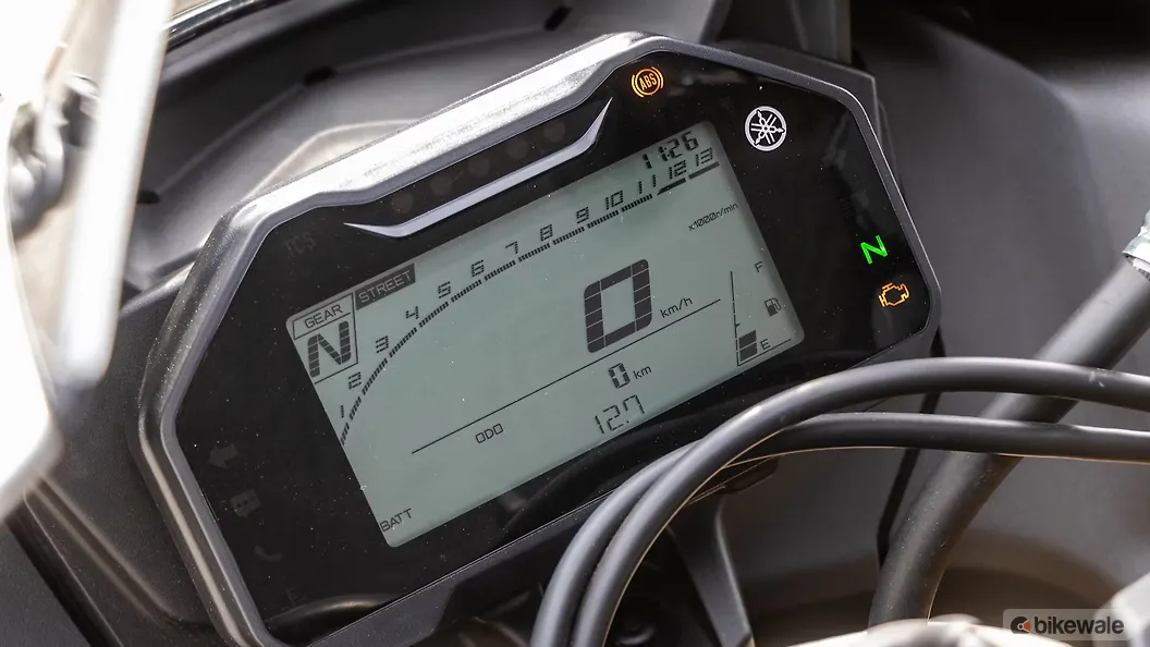 Yamaha R15 V4 Gear Shift Indicator Image BikeWale