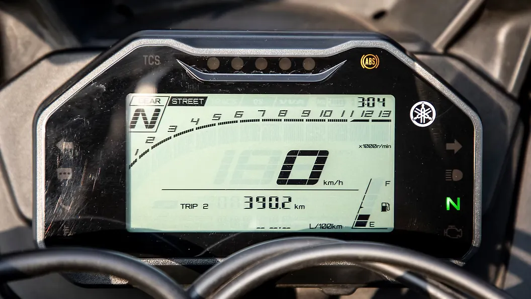 yamaha r15 meter