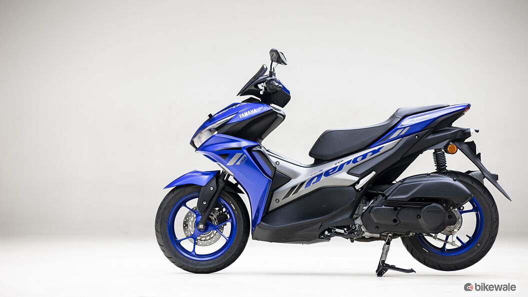 Yamaha Aerox 155 Right Side View Image – BikeWale