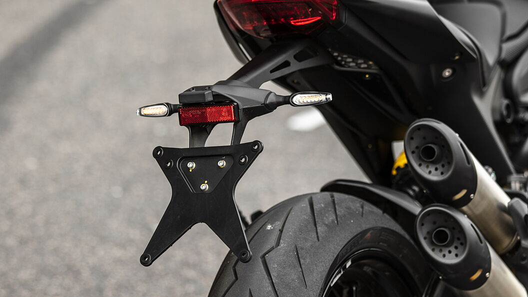 Ducati Monster Rear Mudguard Image – BikeWale