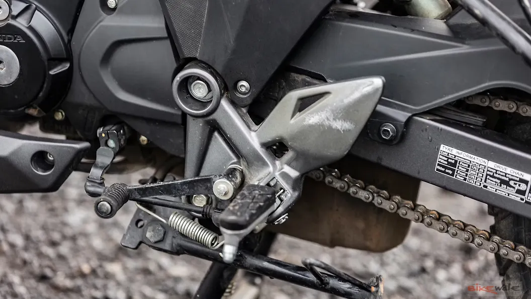 Honda CB200X Gear Shift Lever Image BikeWale