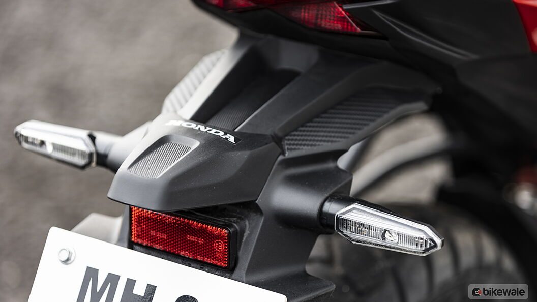 Honda Cb200x Number Plate Lamp Image – Bikewale