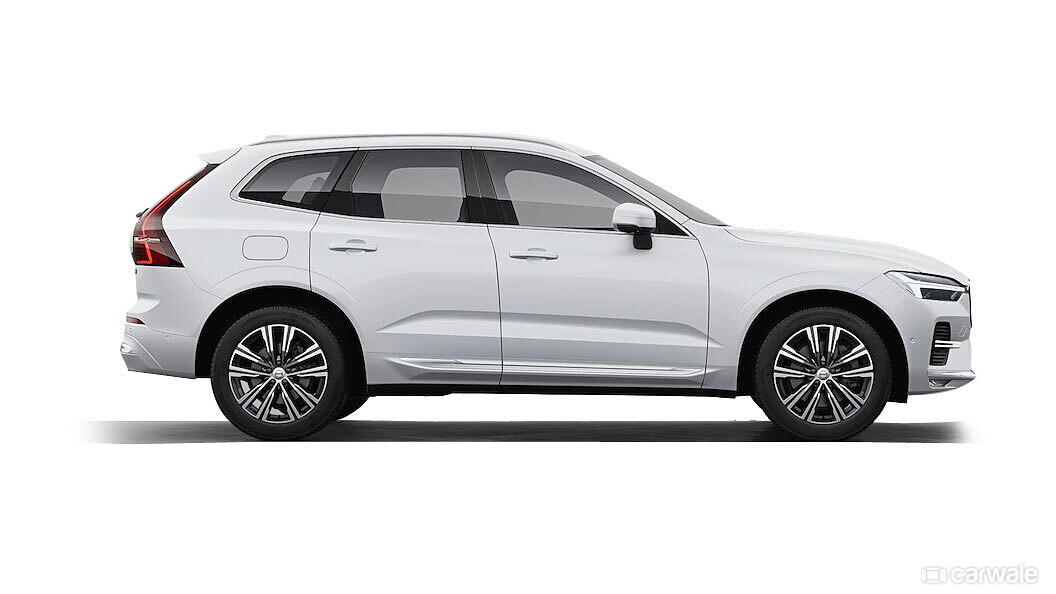 Volvo XC60 [2021-2022] Right Side View