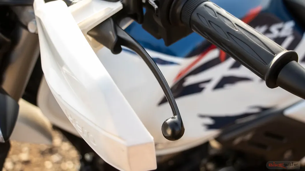 Hero Xpulse 200 4V Heel Plate Image BikeWale