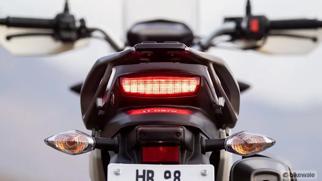 Hero Xpulse 200 4V Rear Reflex Reflector Image BikeWale