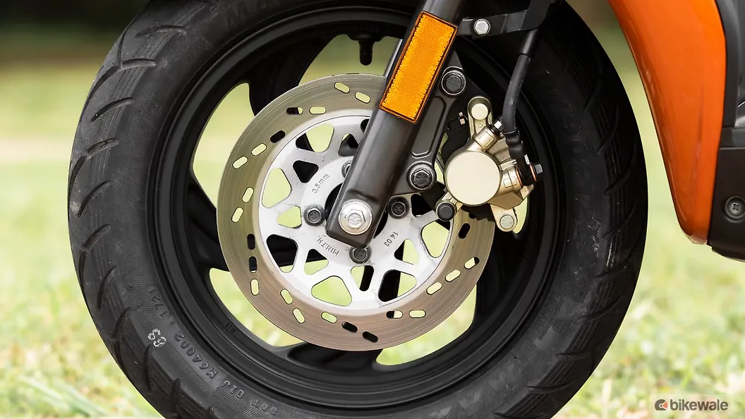 TVS Jupiter 125 Front Fender Image BikeWale