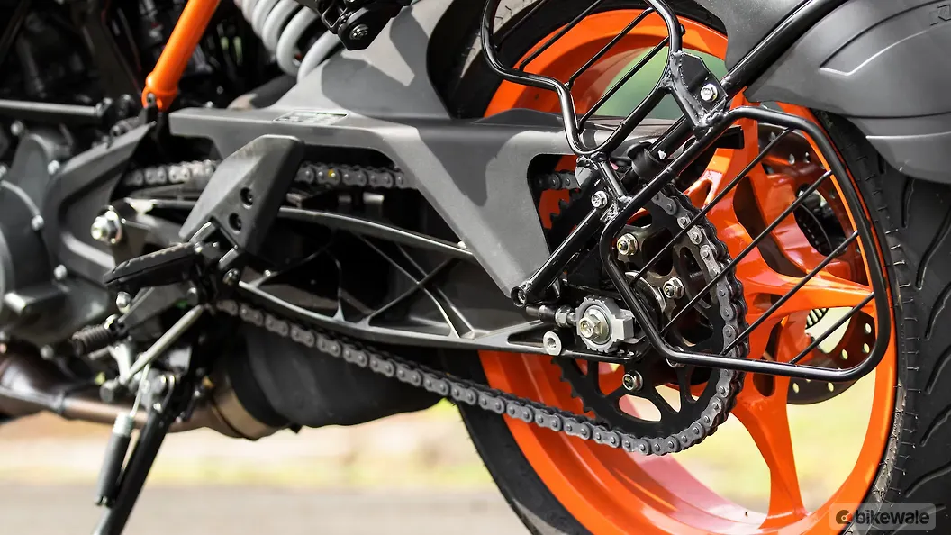 KTM RC 200 Drive Chain and Sprocket Image BikeWale