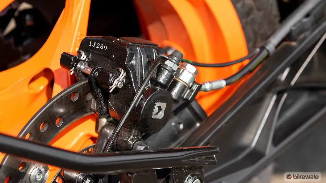 KTM RC 200 Clutch Lever Image BikeWale
