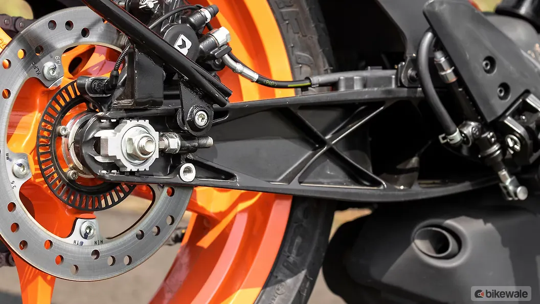KTM RC 200 Rear Swing Arm Image BikeWale