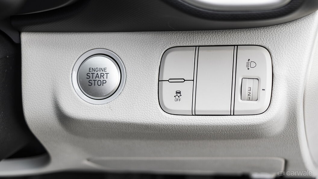 Discontinued Hyundai Venue 2022 Dashboard Switches