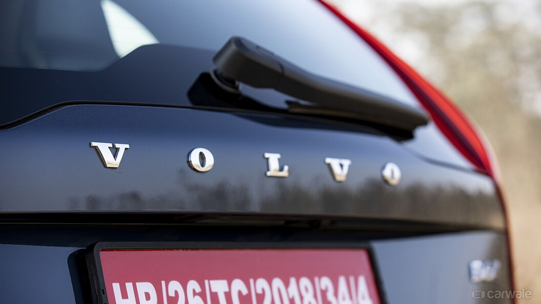 Discontinued Volvo XC90 2021 Front Logo
