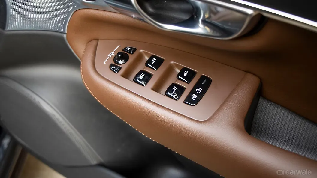 XC90 Outer Rear View Mirror ORVM Controls Image, XC90 Photos in India