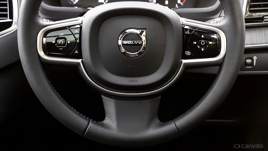 XC90 Steering Mounted Controls Image, XC90 Photos in India CarWale