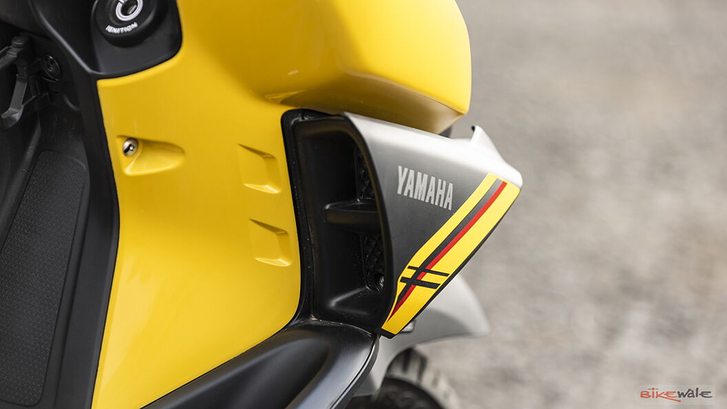 Yamaha ray zr side shop panel price