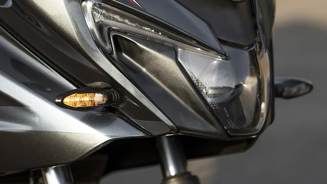 Bajaj Pulsar F250 Daytime Running Lamp Image – BikeWale Bajaj Pulsar F250 Daytime Running Lamp Image – BikeWale