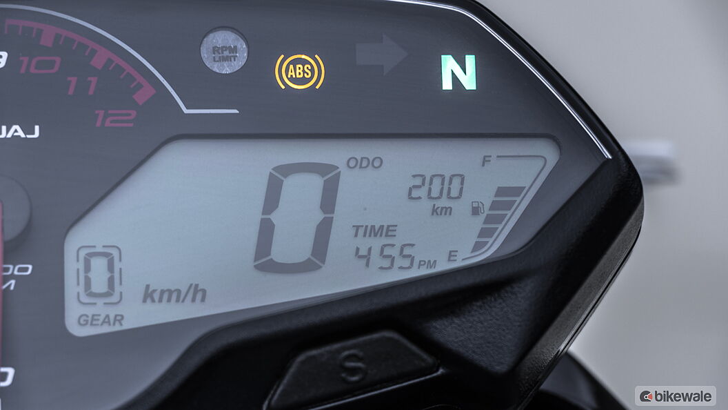 बजाज पल्सर N250 Average Speed Indicator