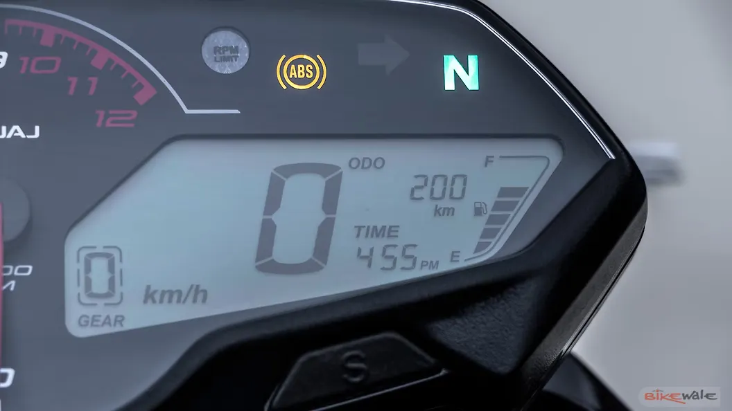 Bajaj Pulsar N250 Fuel Gauge Image BikeWale