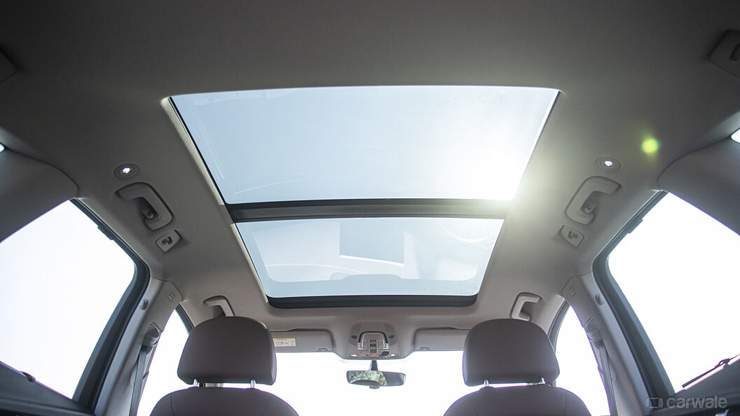 Audi Q5 Roof Mounted Controls/Sunroof & Cabin Light Controls