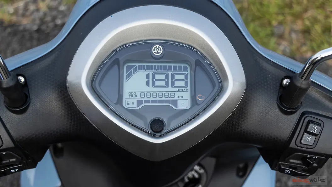 Yamaha Fascino 125 Tail Light Image BikeWale